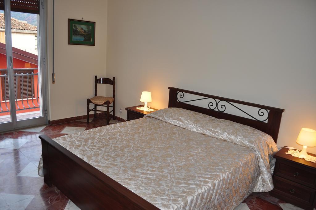 Casa Catena Francavilla di Sicilia Cameră foto