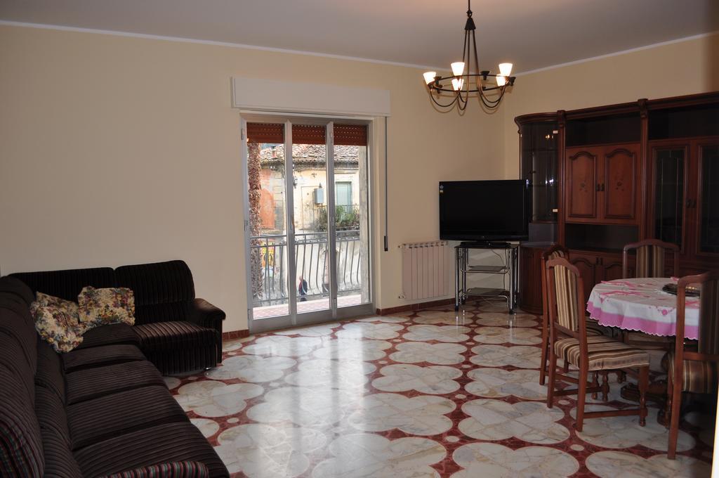 Casa Catena Francavilla di Sicilia Cameră foto