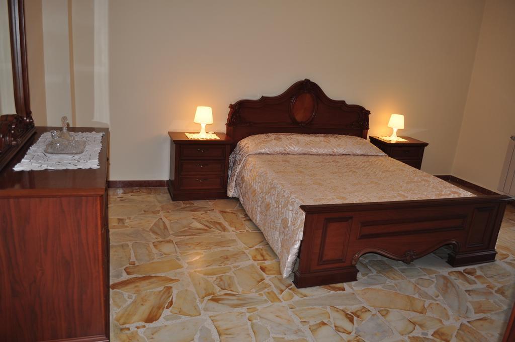Casa Catena Francavilla di Sicilia Cameră foto